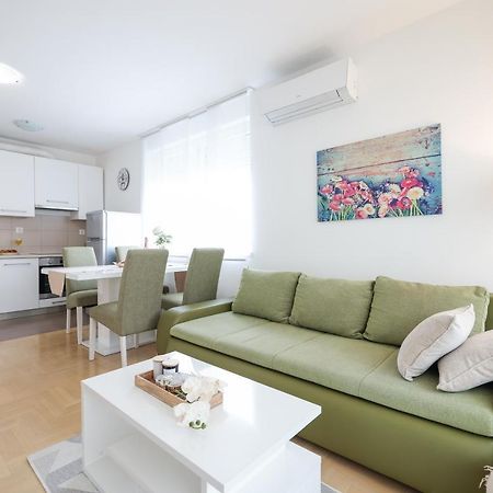 Cozy Niko Apartment - Private Parking And Balcony Задар Екстер'єр фото